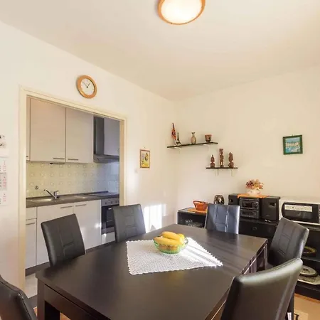 Apartment In 38031 Crikvenica