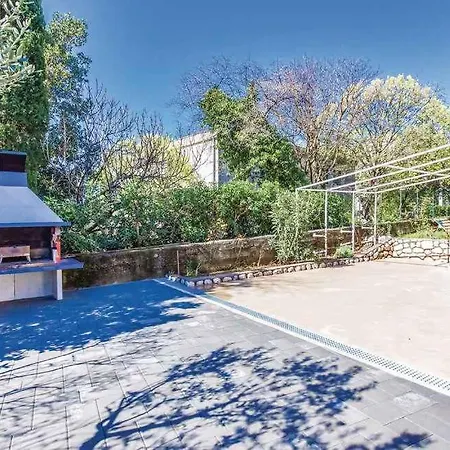 Apartman In 38031 Crikvenica