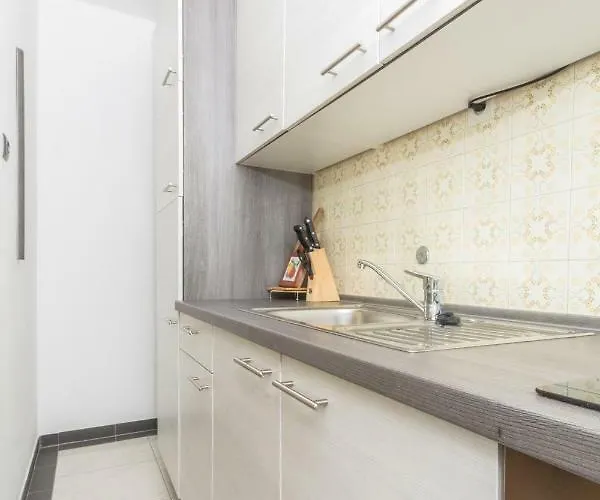 In 38031 Apartment